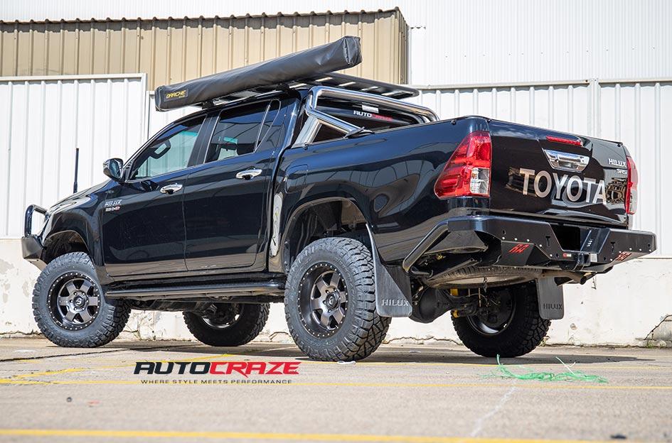 TOYOTA HILUX N80 4WD PODIUM MATTE GUN METAL